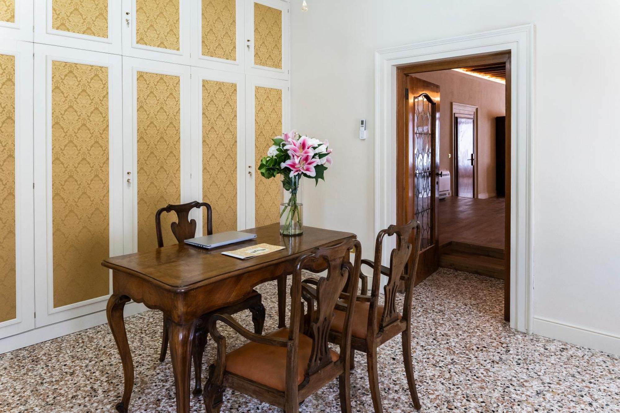 Palazzo Titti Rialto Suites 베니스 외부 사진