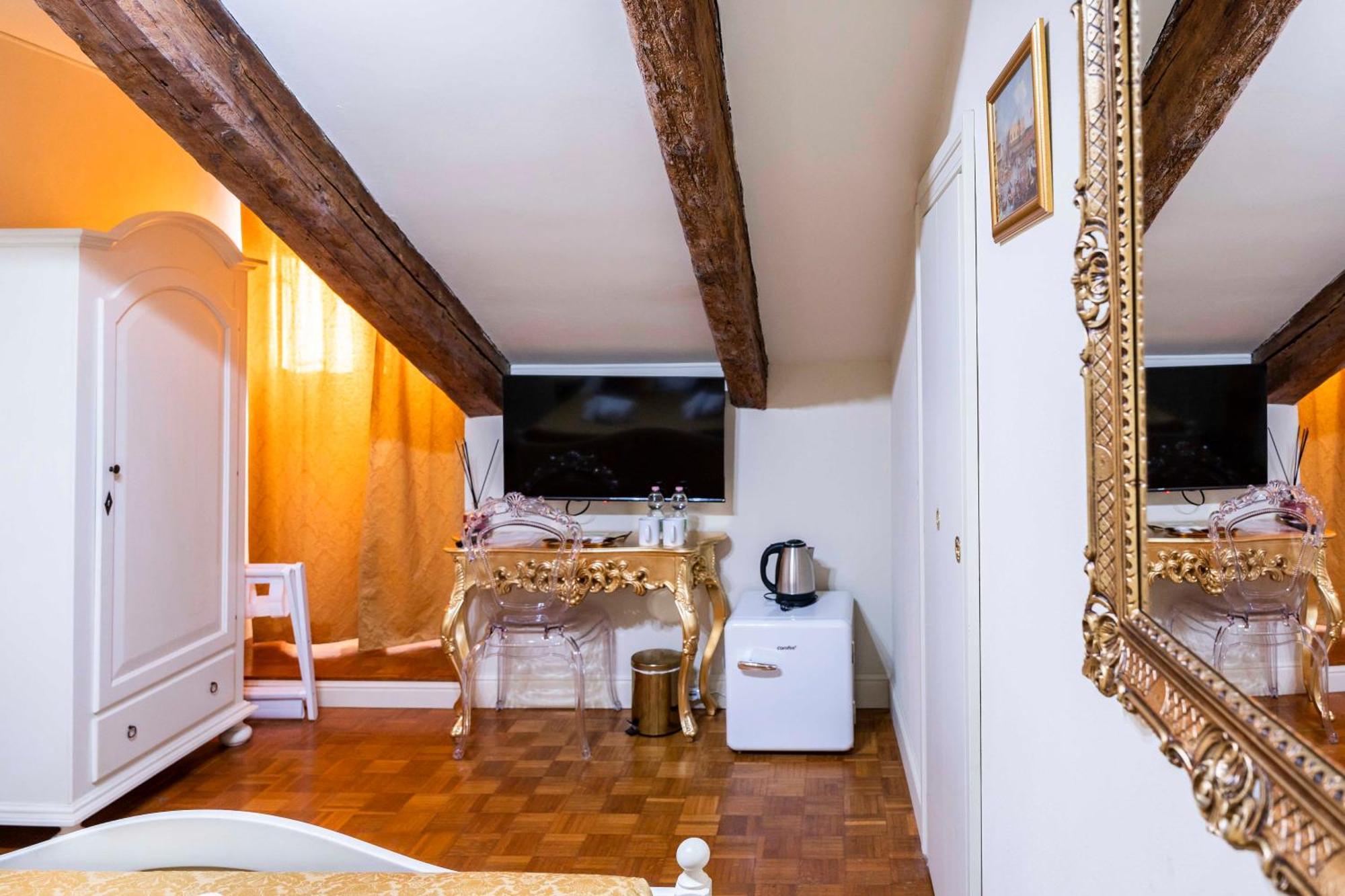 Palazzo Titti Rialto Suites 베니스 외부 사진