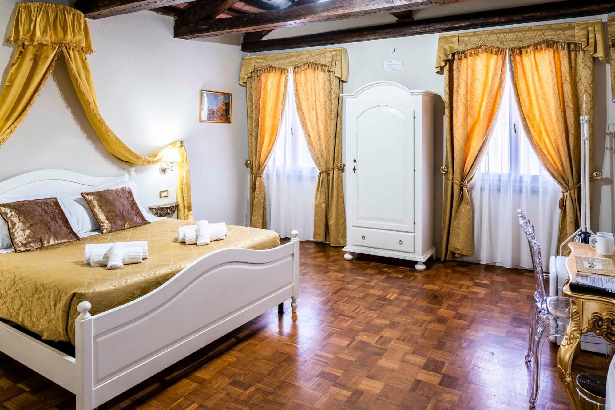Palazzo Titti Rialto Suites 베니스 외부 사진