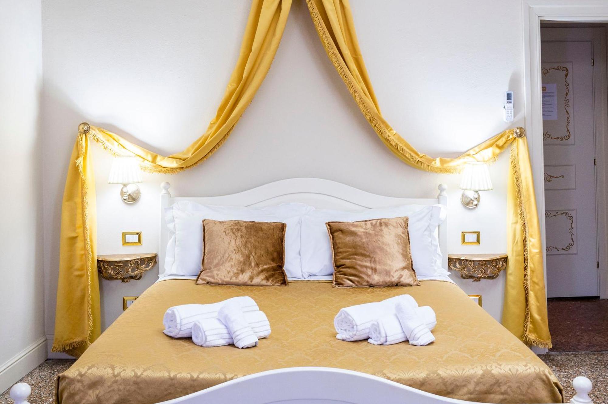 Palazzo Titti Rialto Suites 베니스 외부 사진