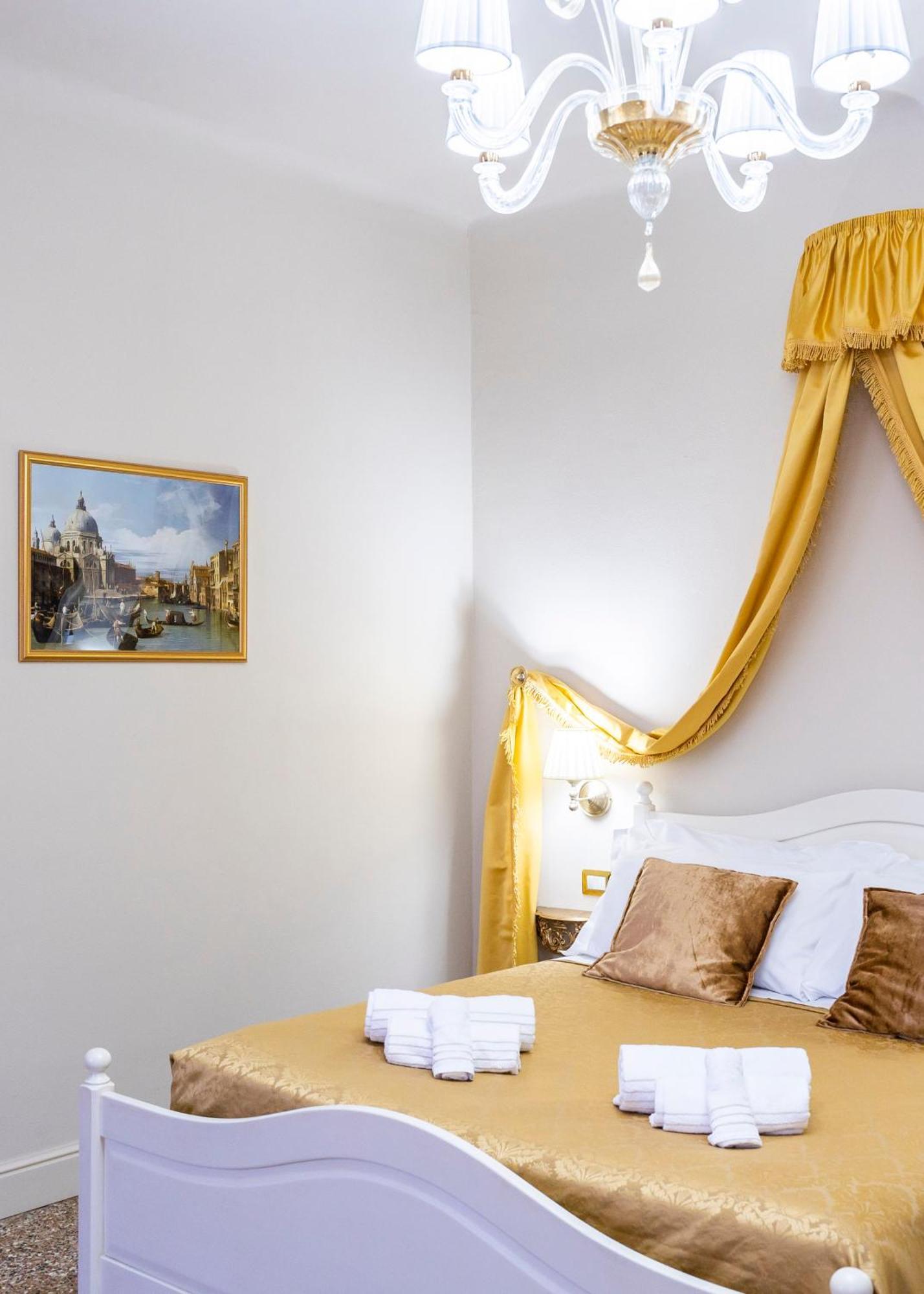 Palazzo Titti Rialto Suites 베니스 외부 사진